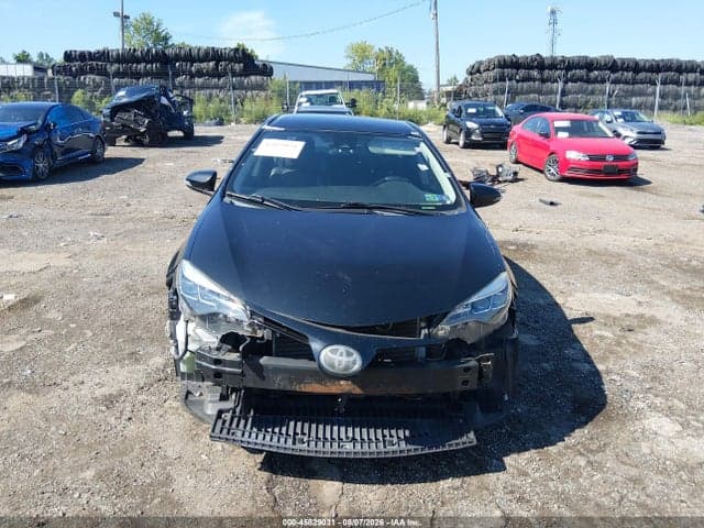 2017 TOYOTA COROLLA SE 11