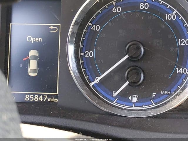 2017 TOYOTA COROLLA SE 14