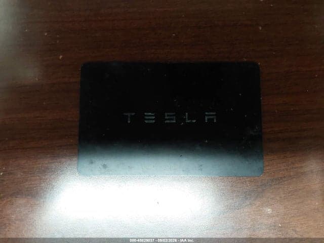 2018 TESLA MODEL 3 LONG RANGE/PERFORMANCE 9