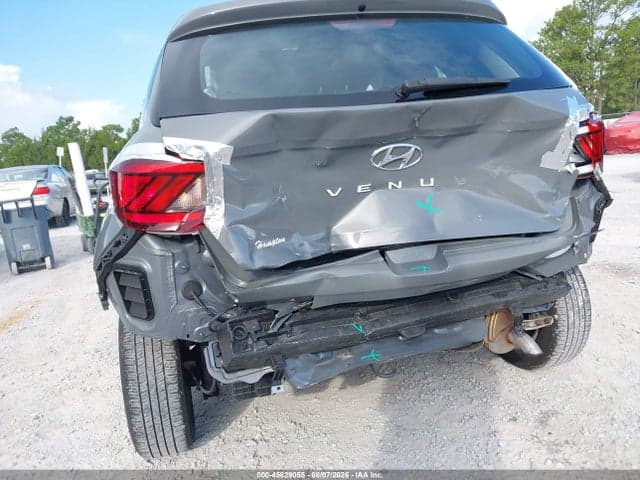2022 HYUNDAI VENUE SE 6