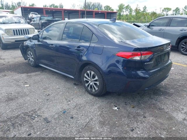 2022 TOYOTA COROLLA HYBRID LE 3