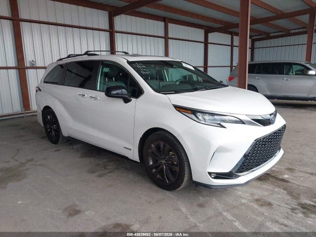 2021 TOYOTA SIENNA XSE - 1