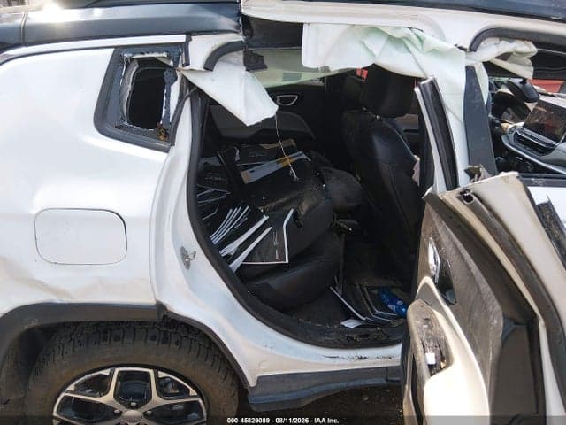 2024 JEEP COMPASS LIMITED 4X4 8
