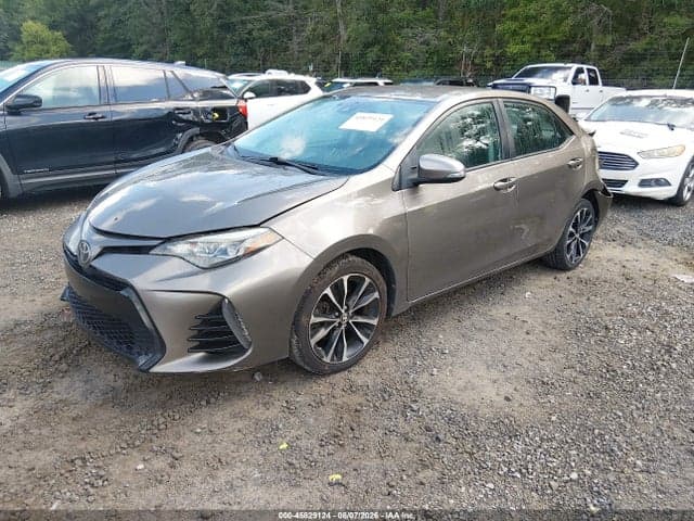 2017 TOYOTA COROLLA SE 2