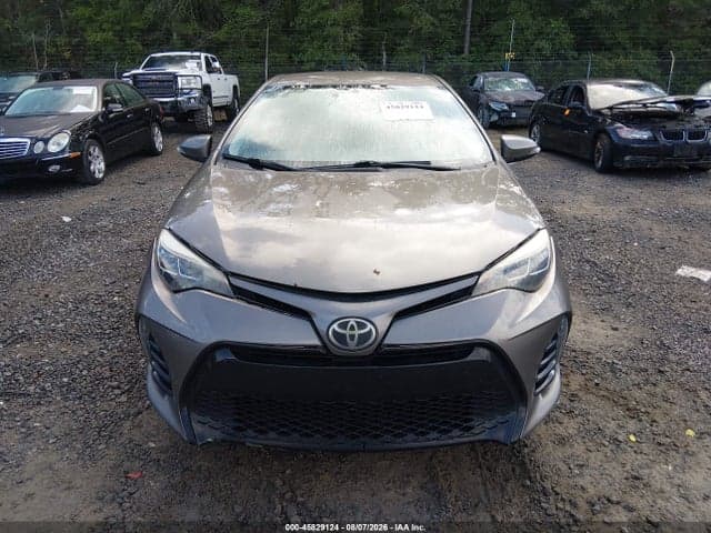 2017 TOYOTA COROLLA SE 12