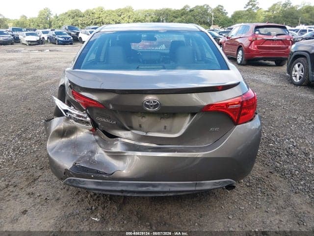 2017 TOYOTA COROLLA SE 16