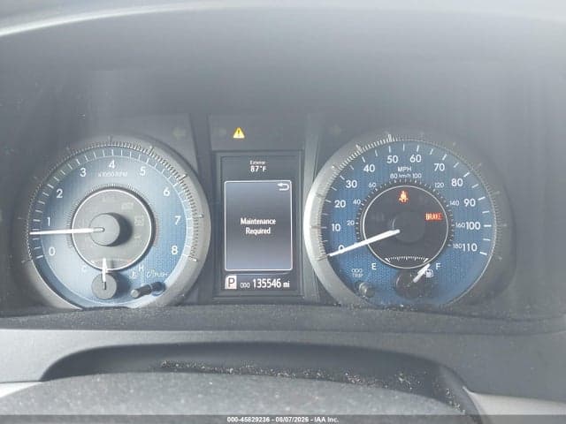 2017 TOYOTA SIENNA XLE PREMIUM 8 PASSENGER 7