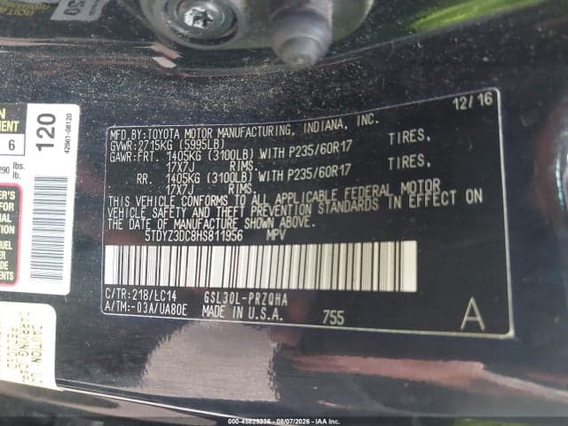 2017 TOYOTA SIENNA XLE PREMIUM 8 PASSENGER 9