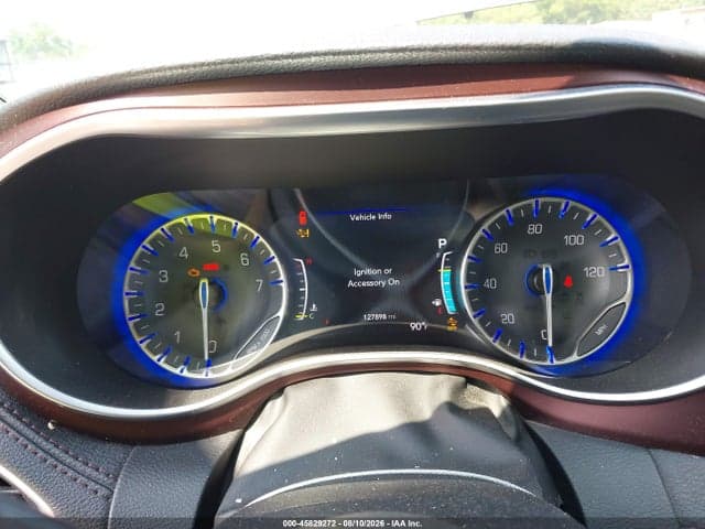 2017 CHRYSLER PACIFICA LIMITED 15