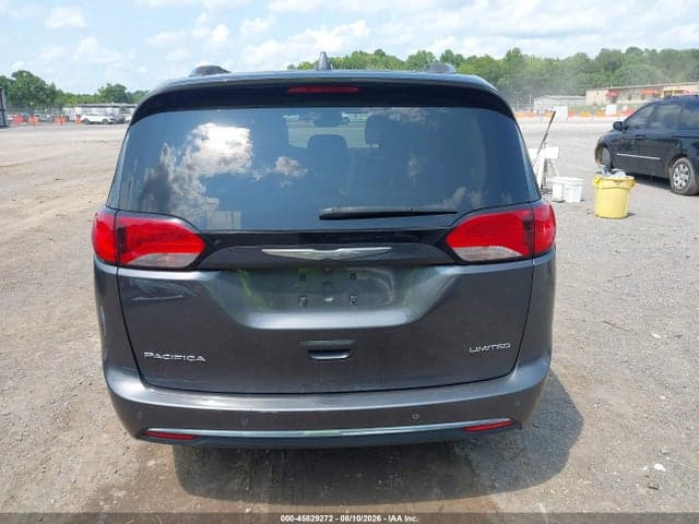 2017 CHRYSLER PACIFICA LIMITED 16