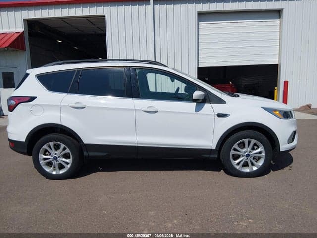 2018 FORD ESCAPE SE 18