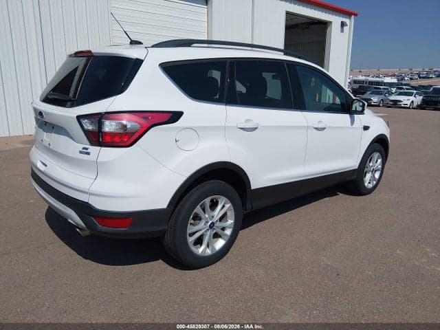 2018 FORD ESCAPE SE 4