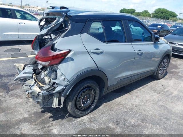 2022 NISSAN KICKS SV XTRONIC CVT 4