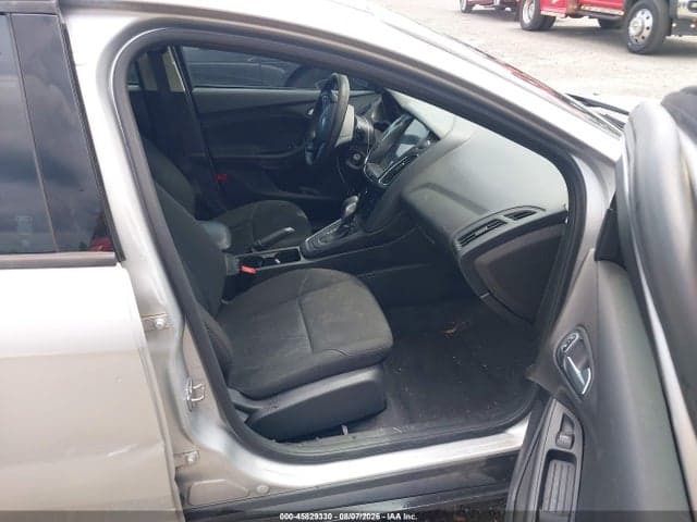 2018 FORD FOCUS SE 5