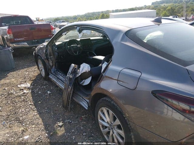 2021 TOYOTA CAMRY LE 6
