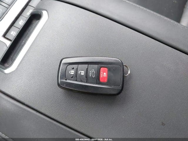 2021 TOYOTA HIGHLANDER HYBRID LIMITED 11