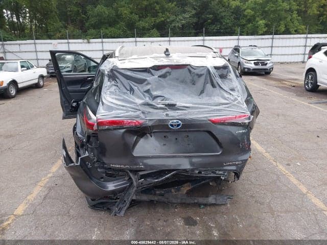 2021 TOYOTA HIGHLANDER HYBRID LIMITED 16