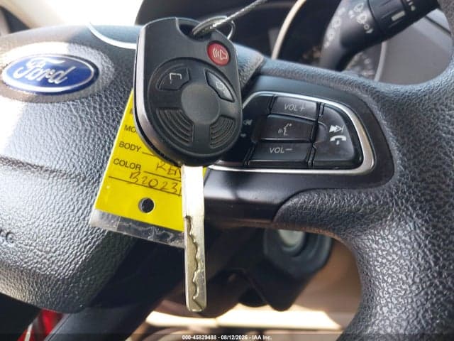 2017 FORD ESCAPE SE 11