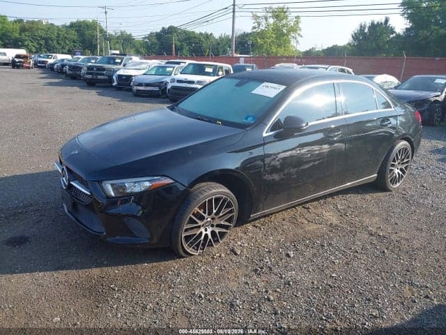 2020 MERCEDES-BENZ A 220 4MATIC 6