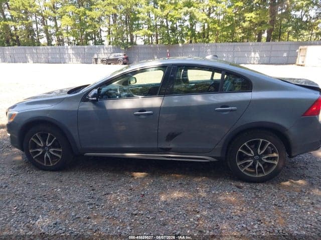 2017 VOLVO S60 CROSS COUNTRY T5 14