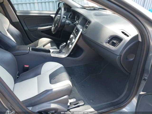 2017 VOLVO S60 CROSS COUNTRY T5 5