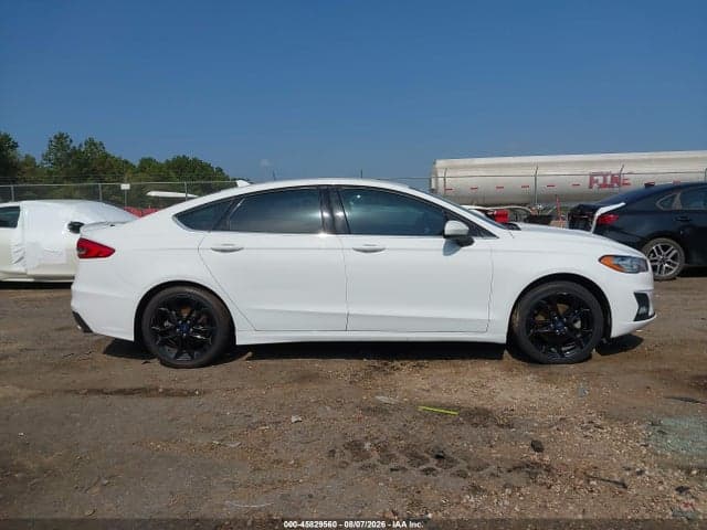 2019 FORD FUSION SE 13