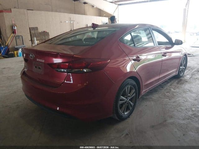 2018 HYUNDAI ELANTRA SEL 4