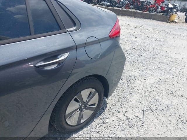 2019 HYUNDAI IONIQ HYBRID BLUE 6