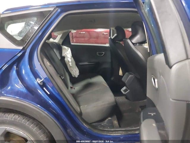 2025 KIA K4 LXS 8