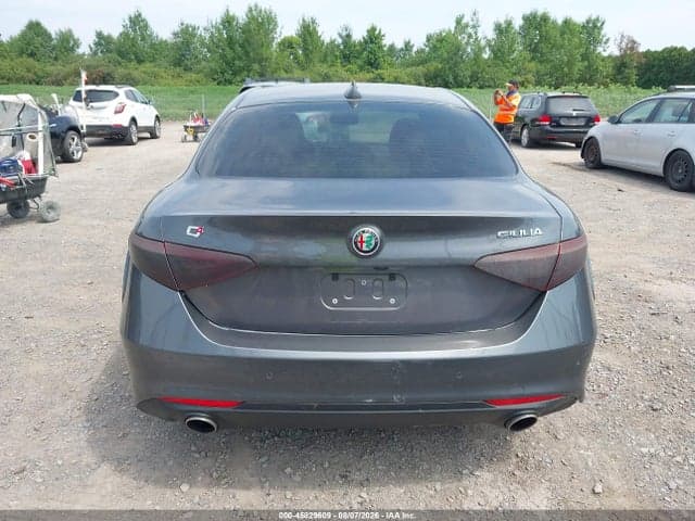 2017 ALFA ROMEO GIULIA TI AWD 16