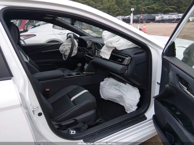 2026 TOYOTA CAMRY SE 5