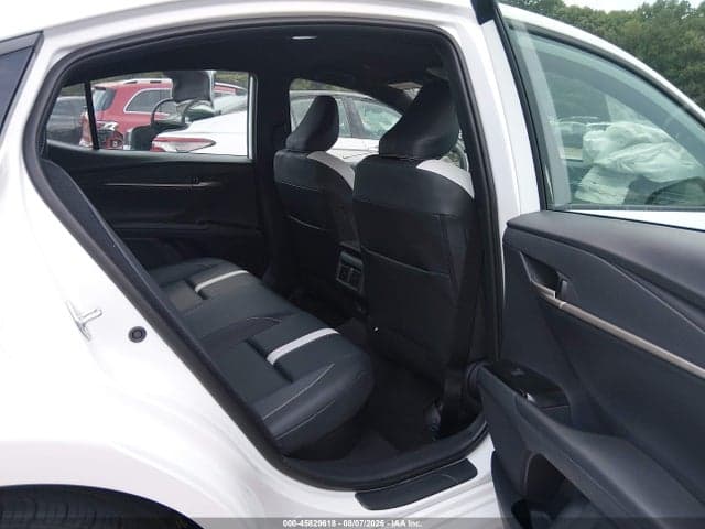 2026 TOYOTA CAMRY SE 8