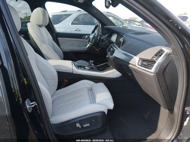 2023 BMW X5 PHEV XDRIVE45E 5