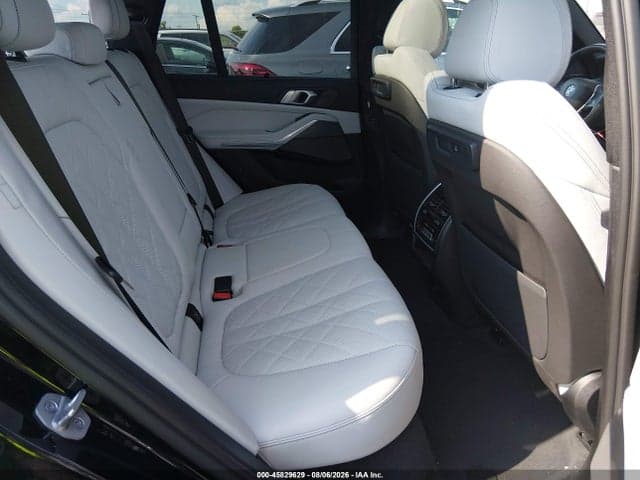 2023 BMW X5 PHEV XDRIVE45E 8