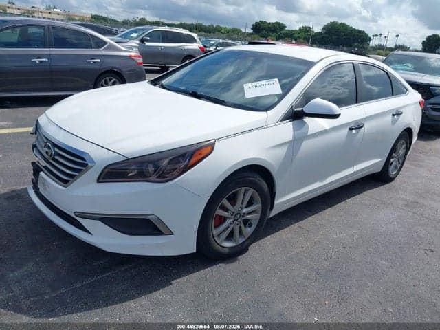 2017 HYUNDAI SONATA SE 2