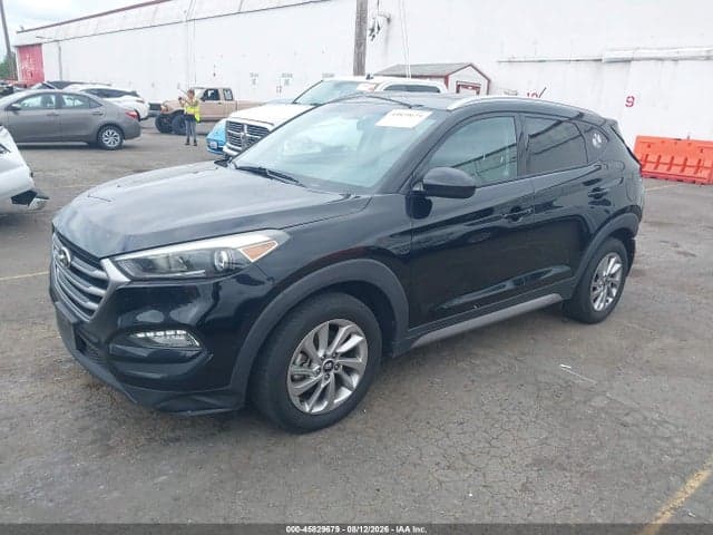2017 HYUNDAI TUCSON SE 2