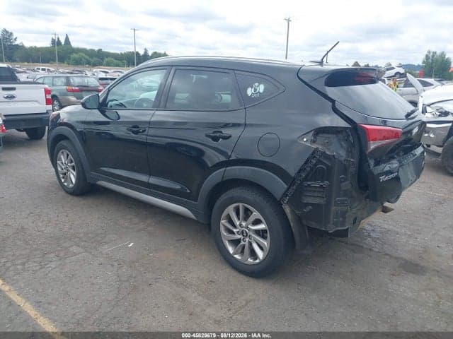2017 HYUNDAI TUCSON SE 3
