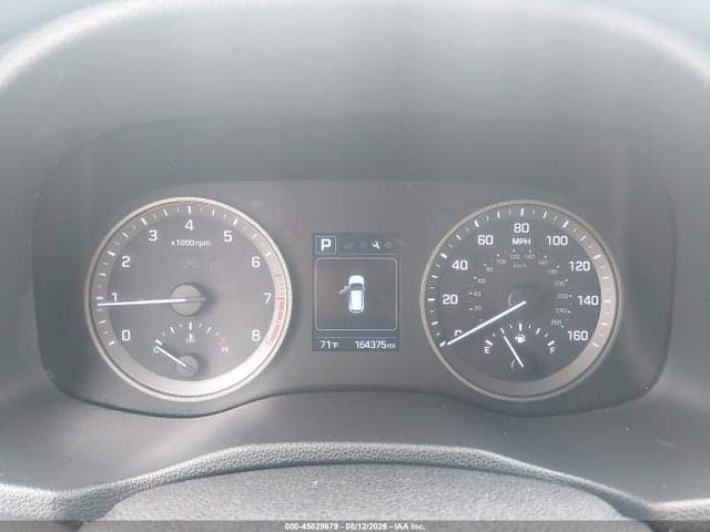 2017 HYUNDAI TUCSON SE 7
