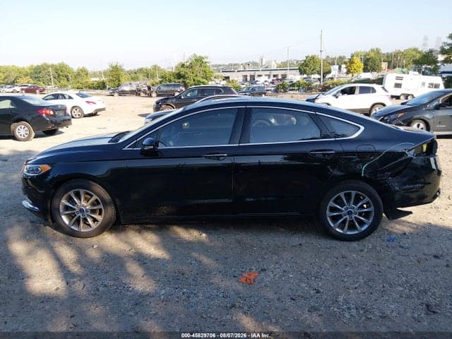 2017 FORD FUSION SE 14