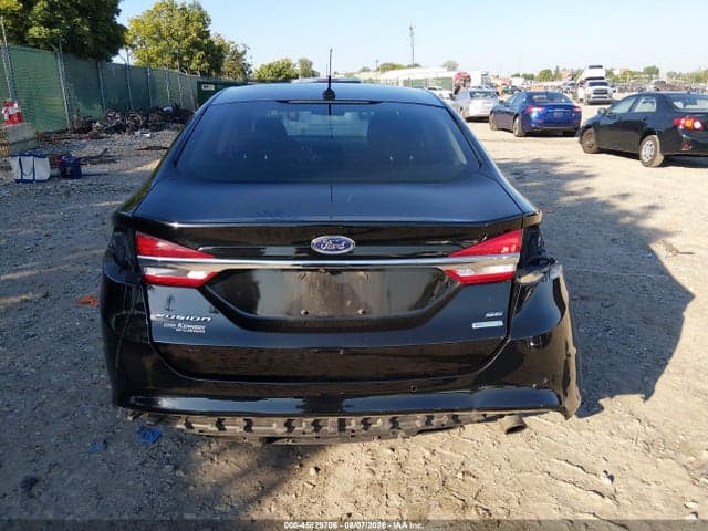 2017 FORD FUSION SE 16
