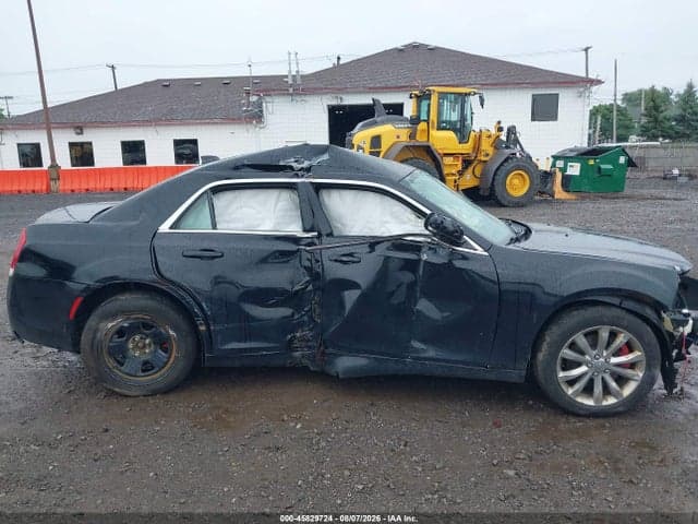 2017 CHRYSLER 300 LIMITED AWD 14