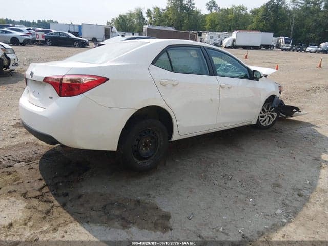 2017 TOYOTA COROLLA LE 4
