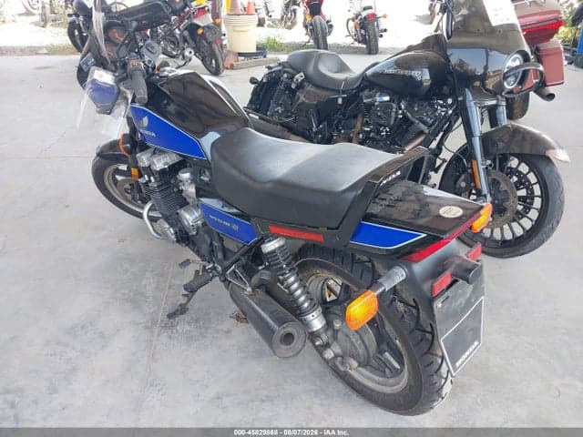 1985 HONDA CB700 SC 3