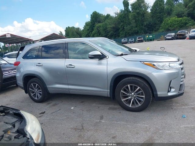 2018 TOYOTA HIGHLANDER XLE 13