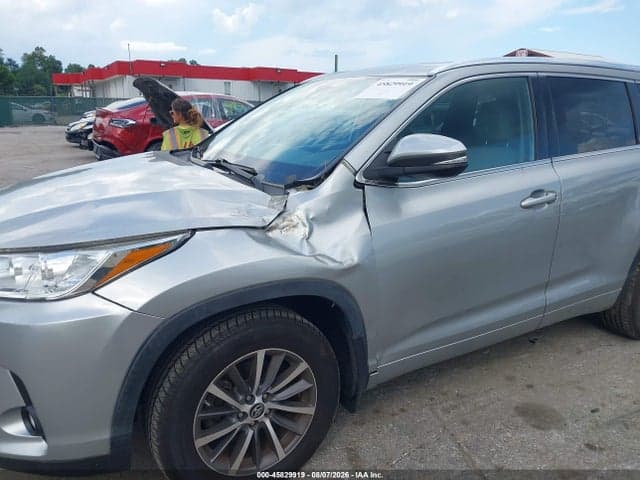 2018 TOYOTA HIGHLANDER XLE 6