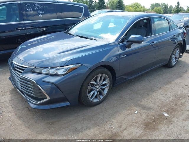 2020 TOYOTA AVALON HYBRID XLE 2