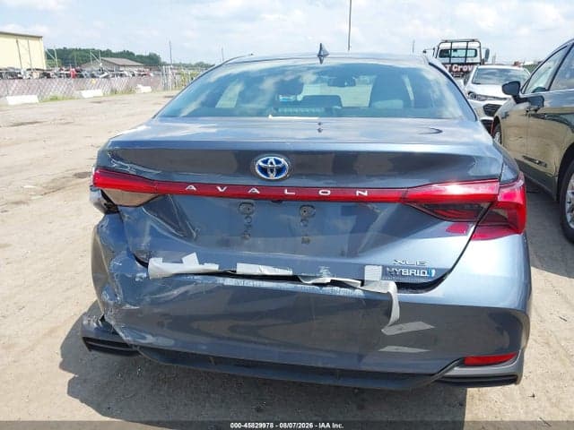 2020 TOYOTA AVALON HYBRID XLE 16