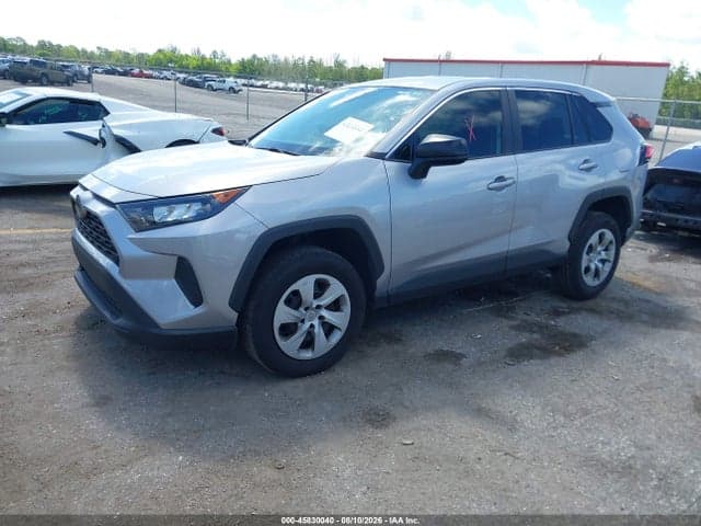 2022 TOYOTA RAV4 LE 2
