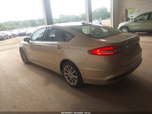 2017 FORD FUSION SE 3