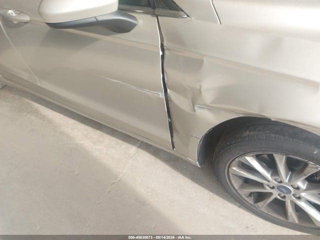 2017 FORD FUSION SE 6